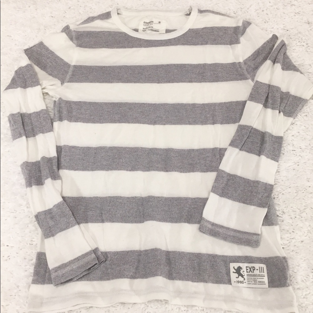 Express fitted long sleeve tee